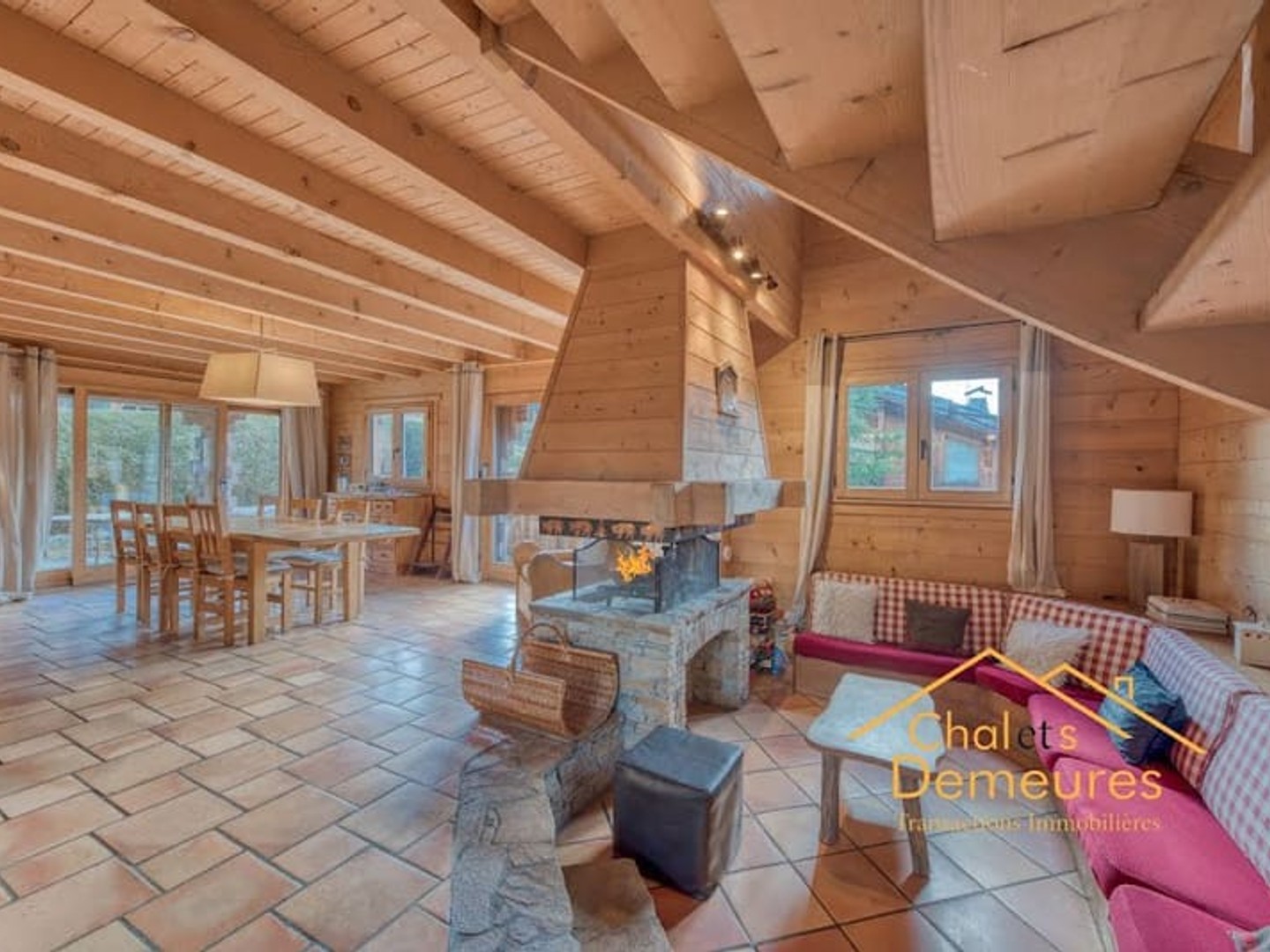 Maison 8 pièces 205 m²