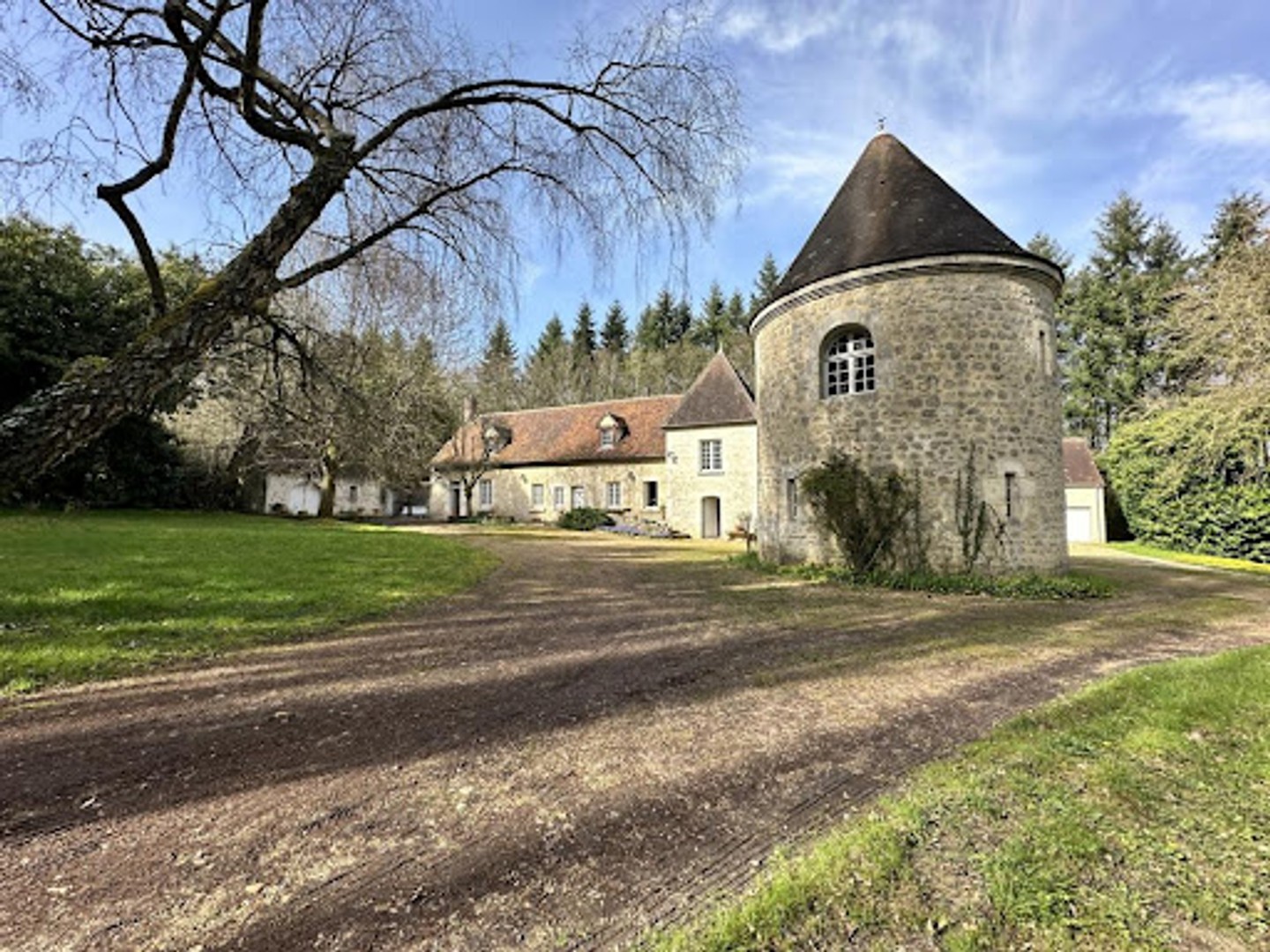 Maison 8 pièces 233 m²