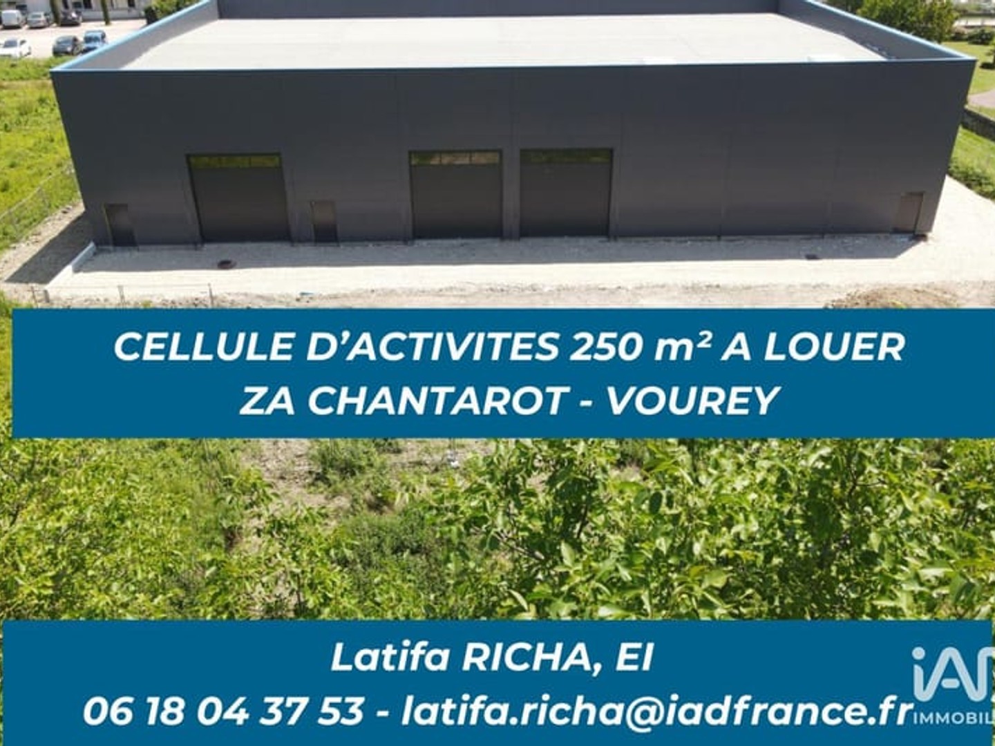 Immeuble commercial 250 m²