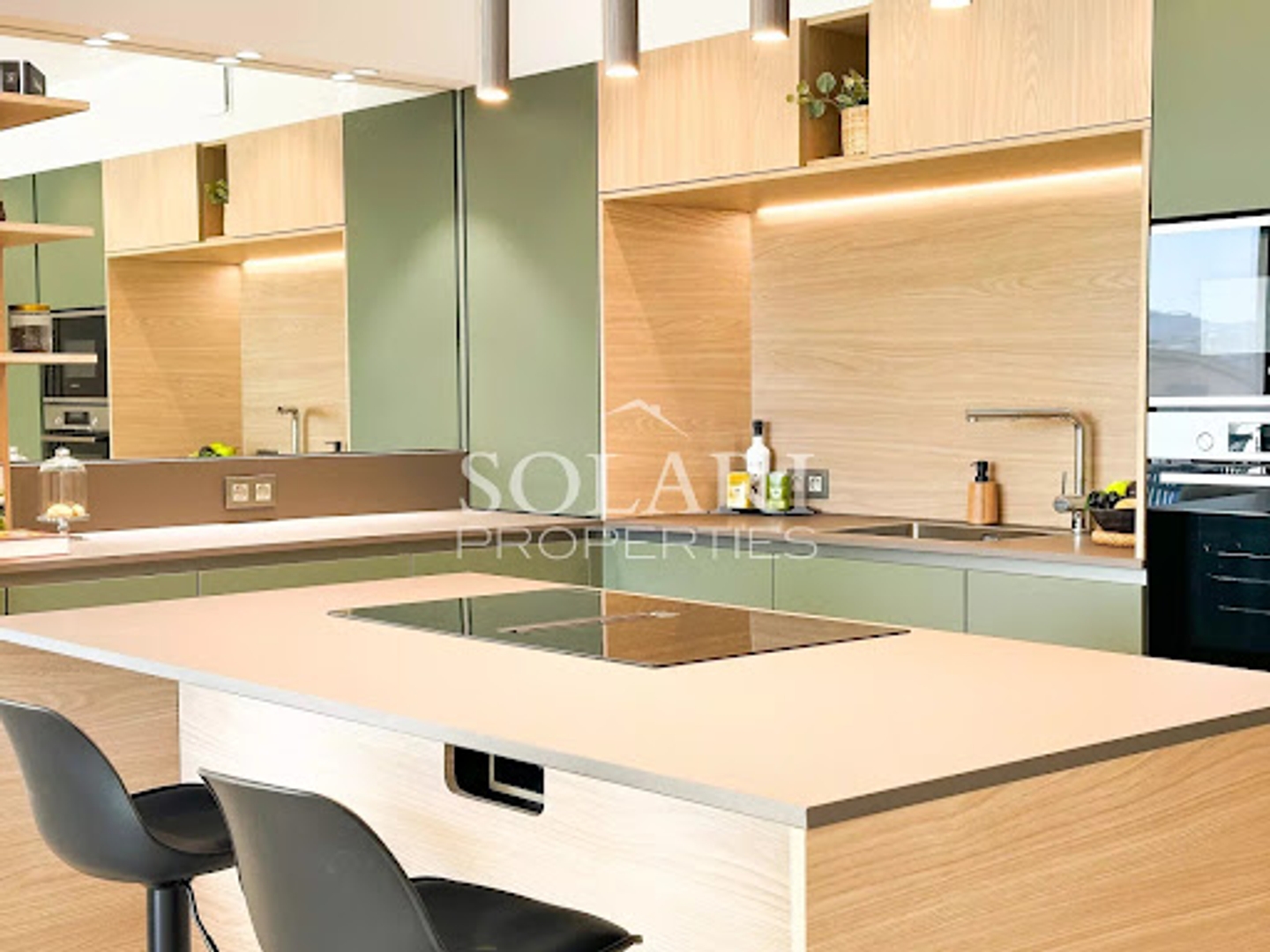 Appartement à vendre - 4 pièces - 103m2 - Les Adrets-De-L'e... (83600)