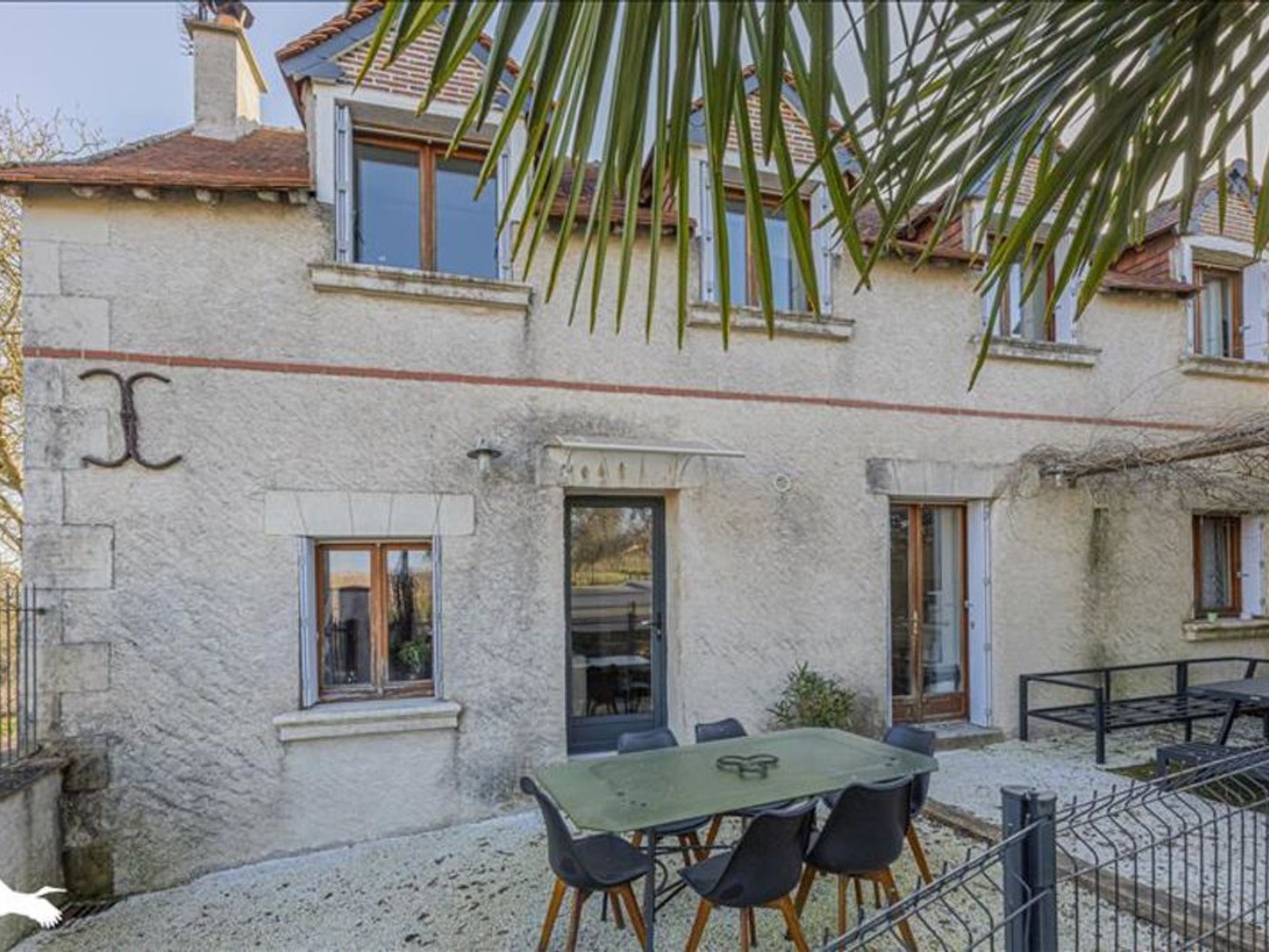 Maison en pierre de 5 pièces principales