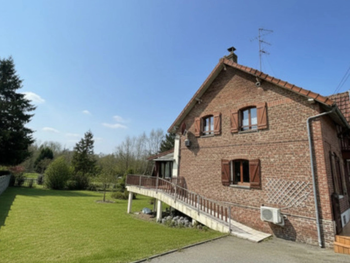 Maison à vendre - 5 pièces - 156m2 - Busigny (59137)