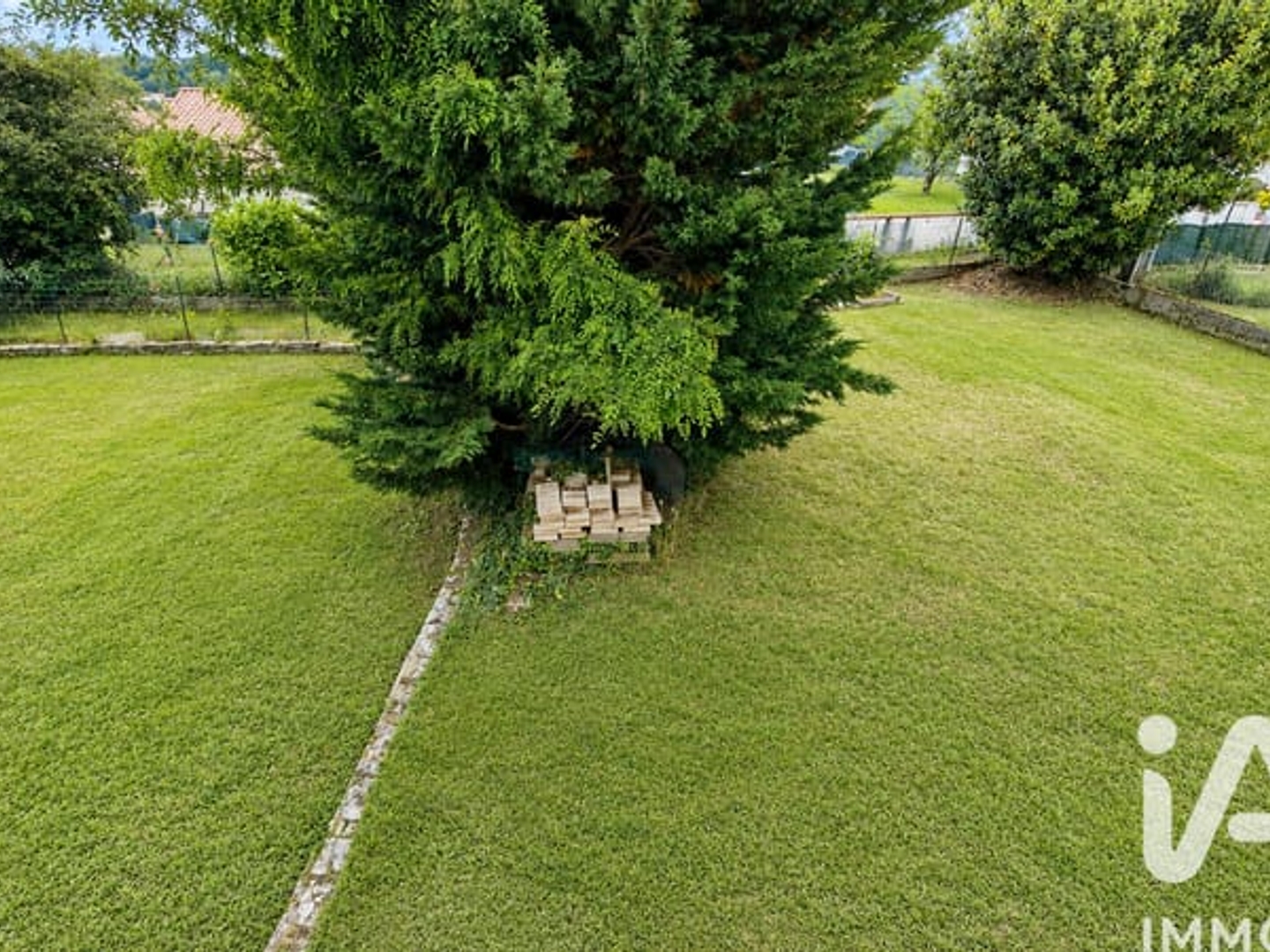 Maison à vendre - 4 pièces - 100m2 - Ribérac (24600)