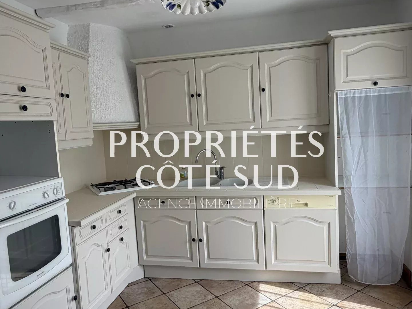 Maison à vendre - 4 pièces - 90m2 - Rochefort-Du-Gard (30650)