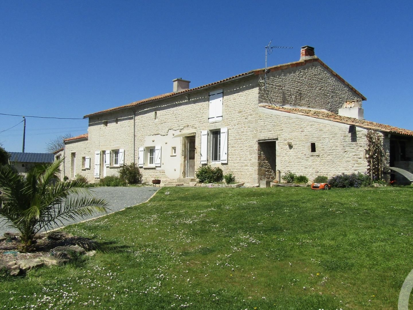 Maison 6 pièces 240 m²