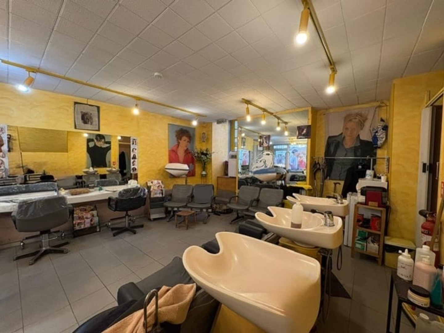 Magasin à vendre - 1 pièce - 55m2 - Ille-Sur-Têt (66130)