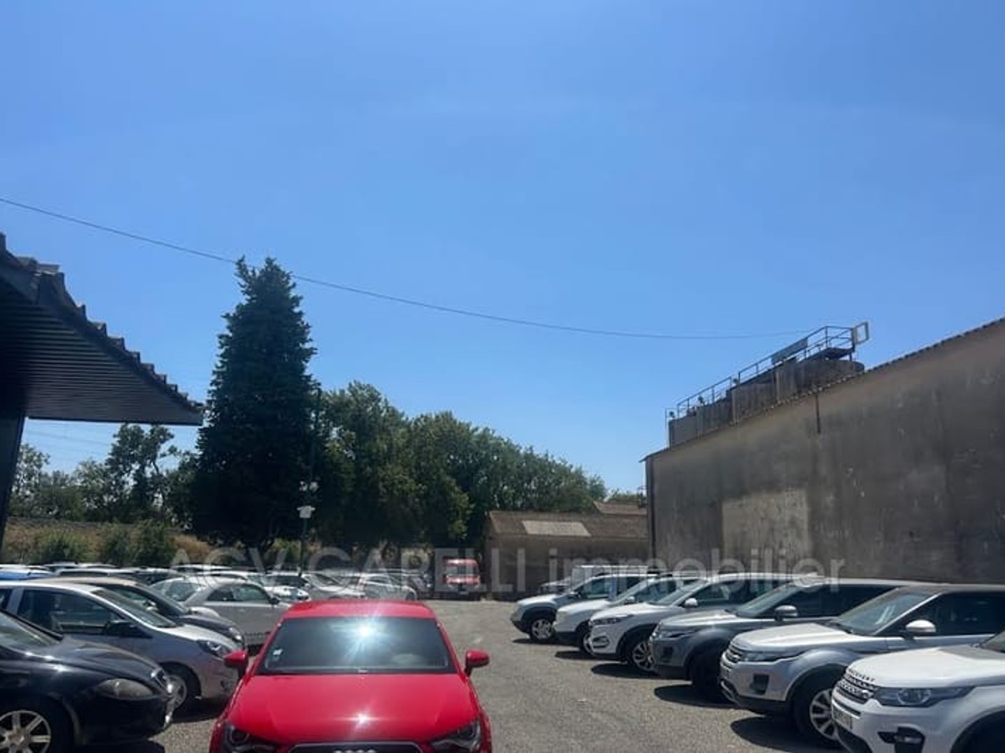 Commerce 138 m²