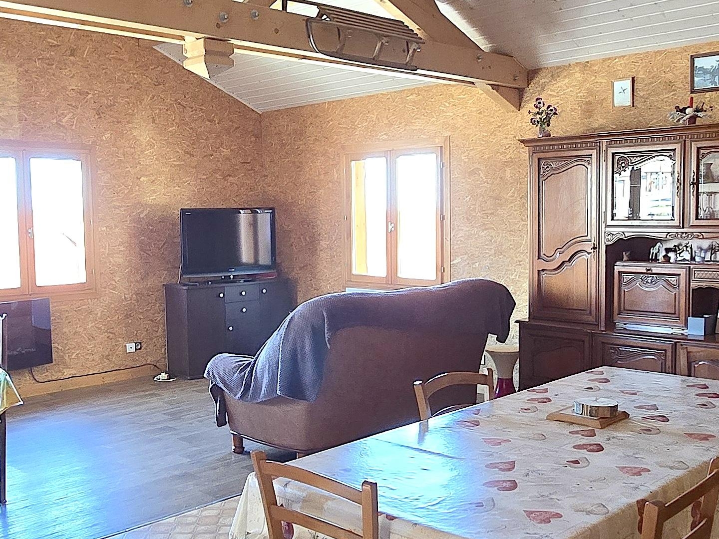 Maison à vendre - 3 pièces - 73m2 - Giron (01130)