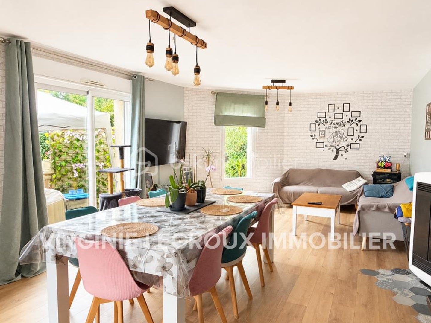Maison à vendre - 7 pièces - 130m2 - Saint-Pierre-La-Cour (53410)
