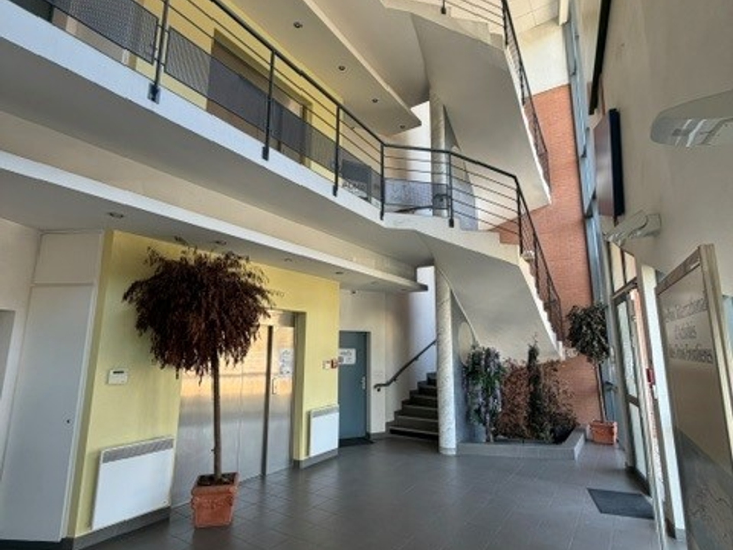 Magasin à vendre - 2 pièces - 154m2 - Longlaville (54810)