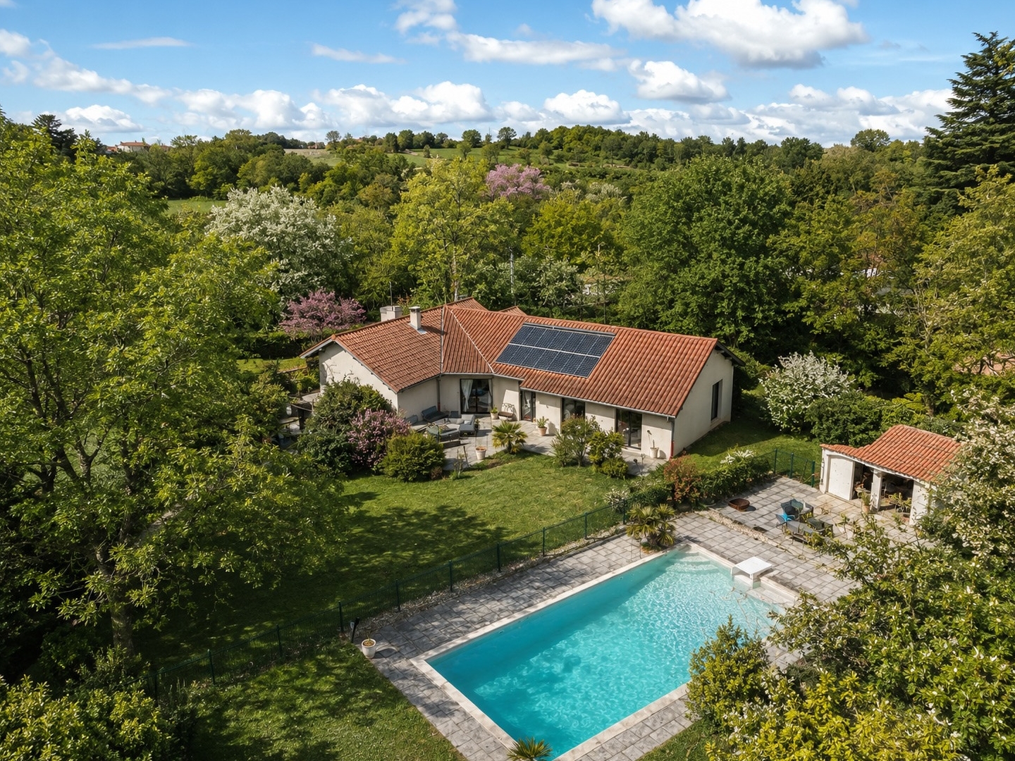 Villa familiale 8 pièces de plus de 190 m²