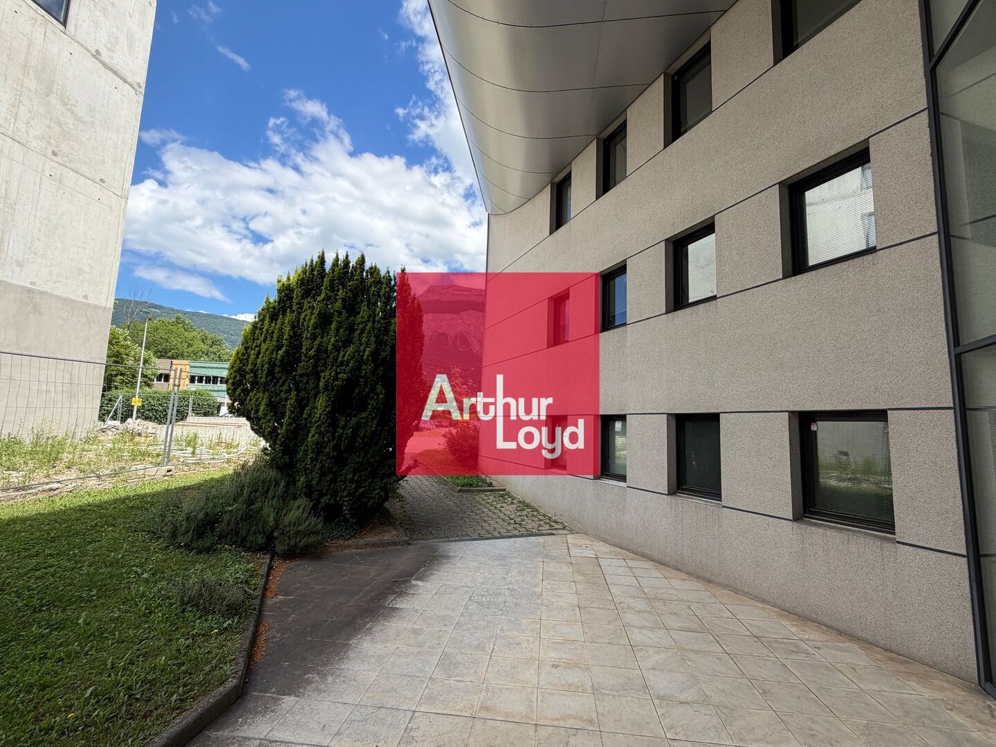 Locaux à vendre - 313m2 - Meylan (38240)