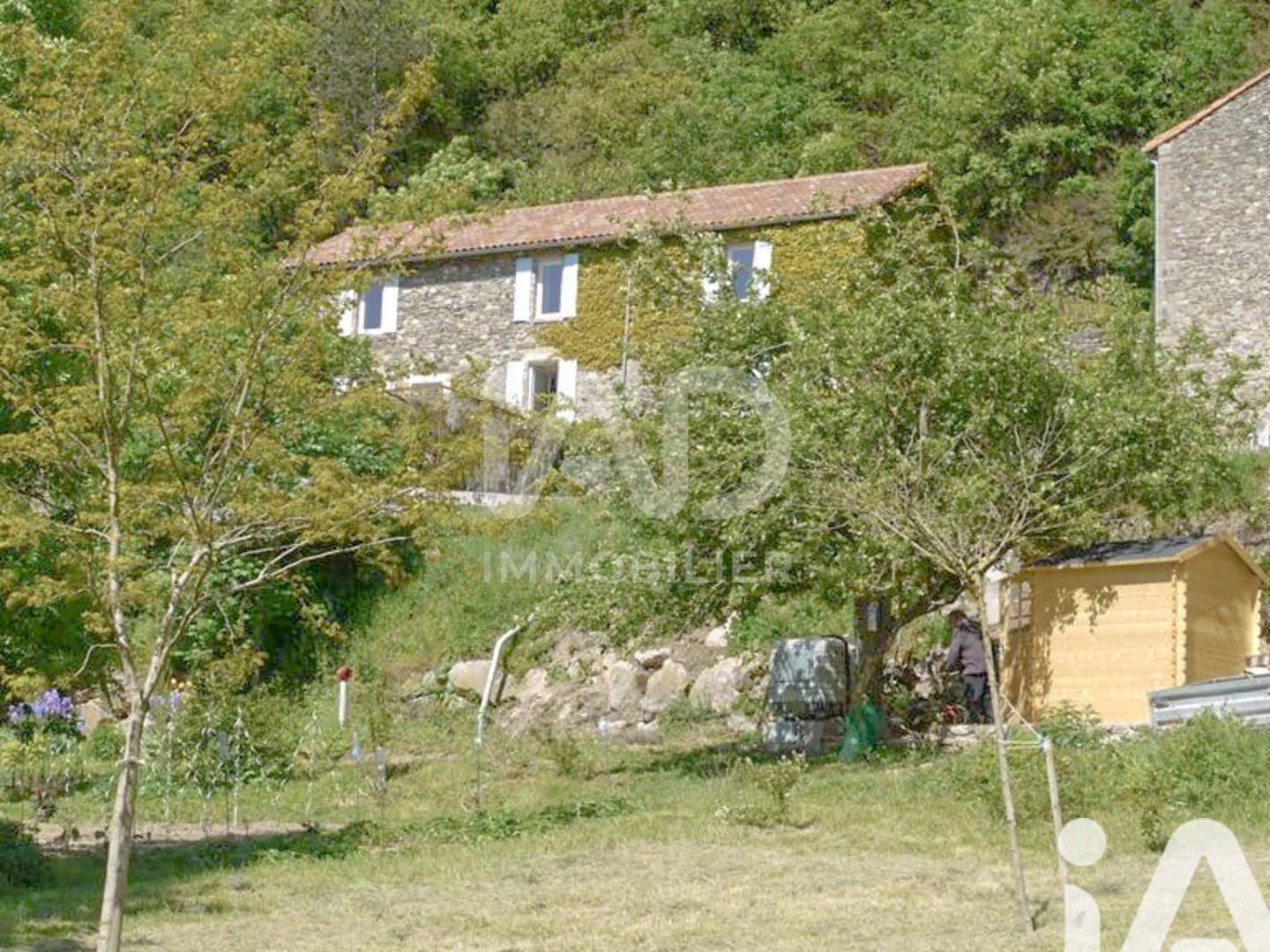 Maison 13 pièces 400 m²