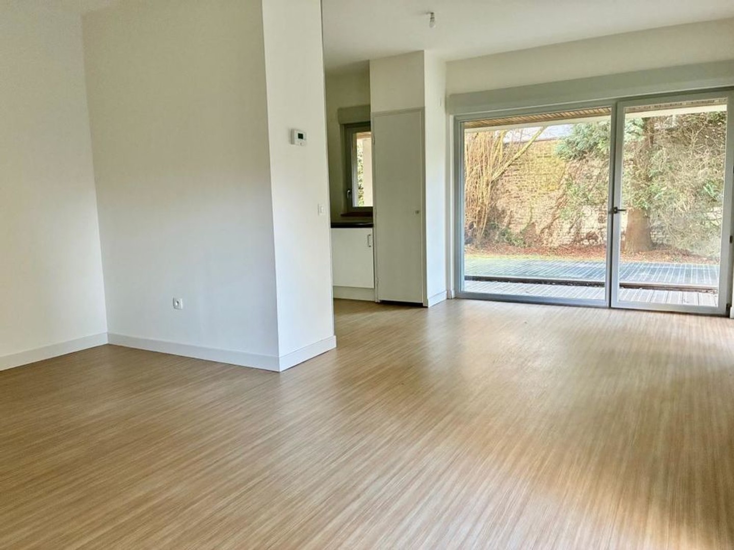 T4 84 M² AVEC TERRASSE PARKING COUVERT+ PARKING CLOS ET CAVE
