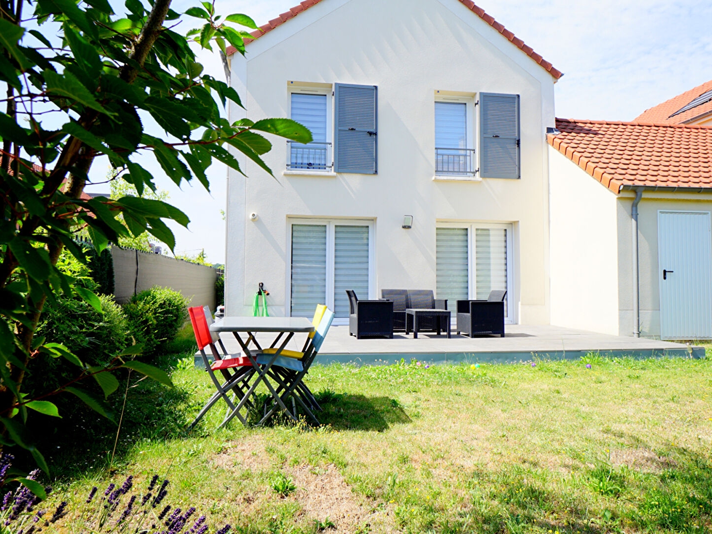 Maison récente aux dernières normes Epone 6 pièces 95 m2