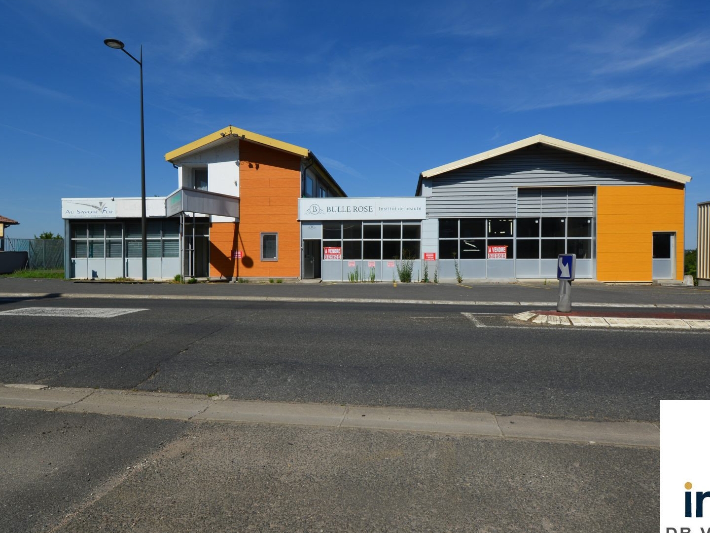 Locaux à vendre - 236m2 - Abrest (03200)