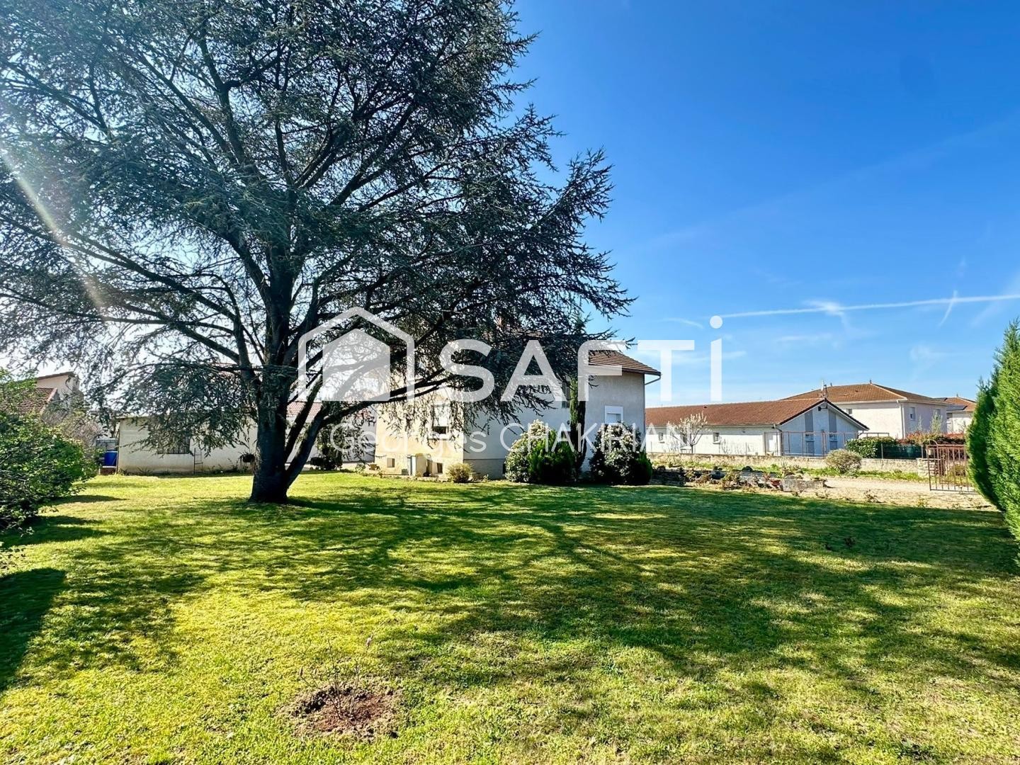 Maison de caractère Tignieu-Jameyzieu - Terrain de 1400 m²