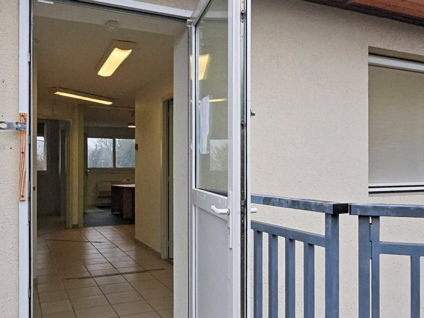 Locaux à vendre - 12 pièces - 174m2 - Reignier-Ésery (74930)