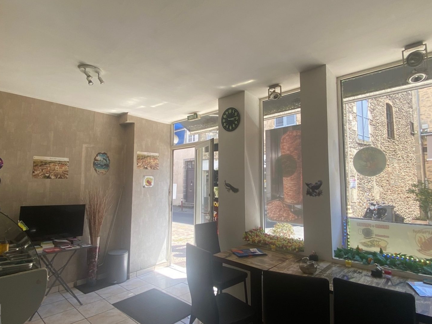Magasin à vendre - 30m2 - Saint-Yrieix-La-P... (87500)