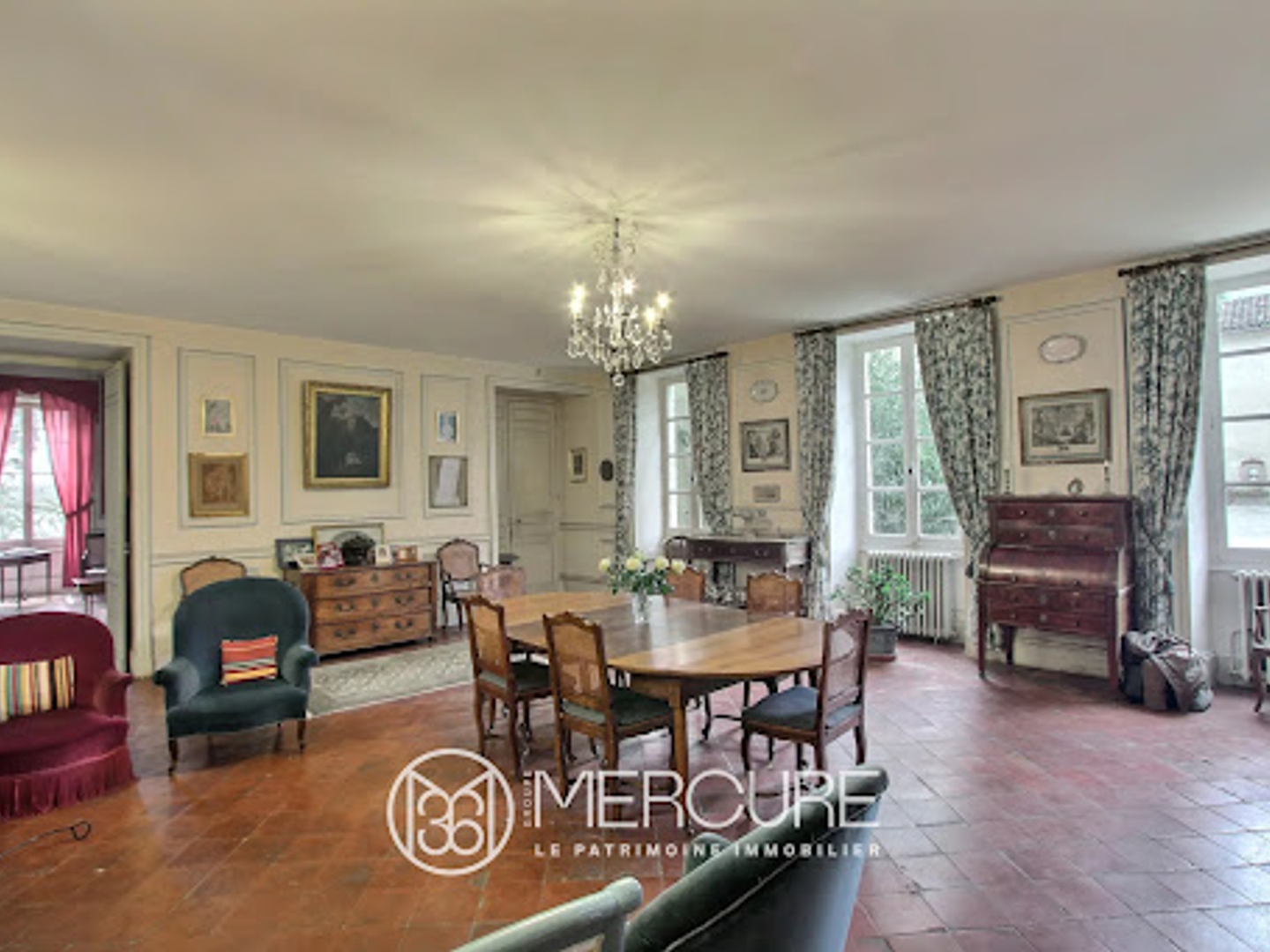 Maison à vendre - 20 pièces - 640m2 - Auch (32000)