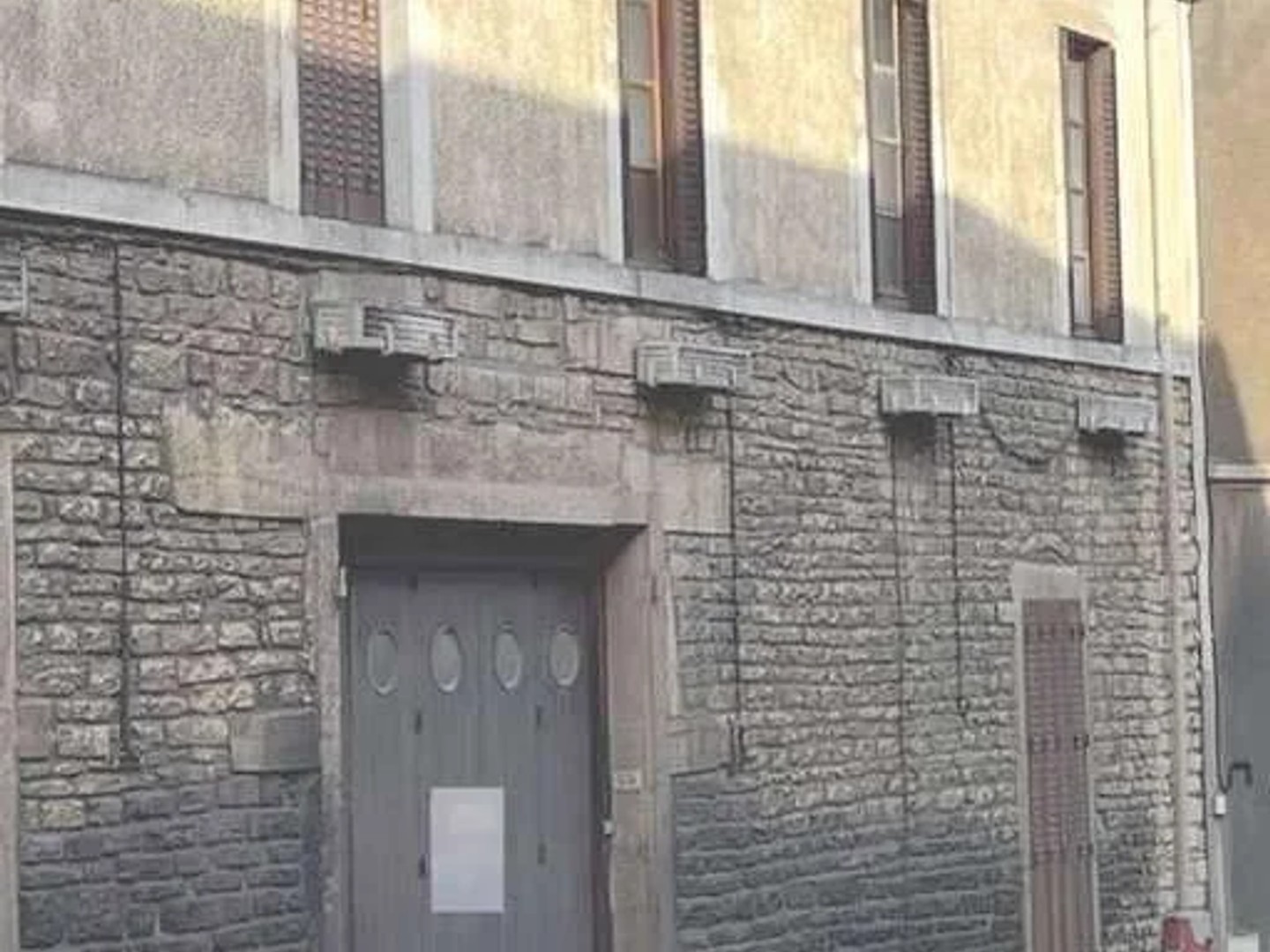 Immeuble à vendre - 8 pièces - 92m2 - Cuisery (71290)