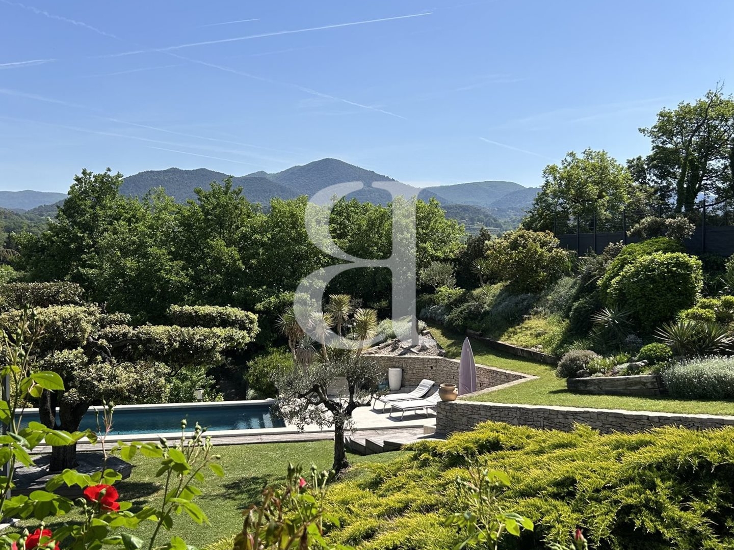 Maison à vendre - 5 pièces - 127m2 - Nyons (26110)