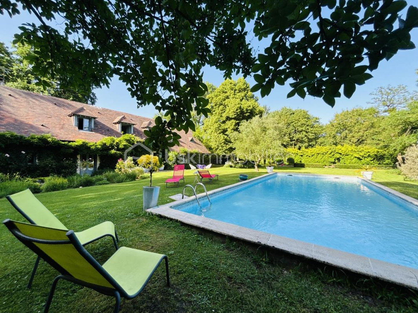 Immeuble à vendre - 383m2 - Saint-Branchs (37320)