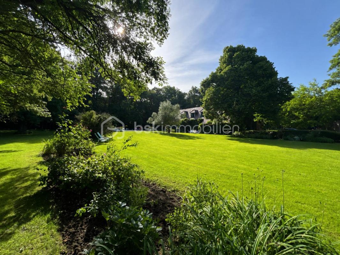 Immeuble à vendre - 383m2 - Saint-Branchs (37320)