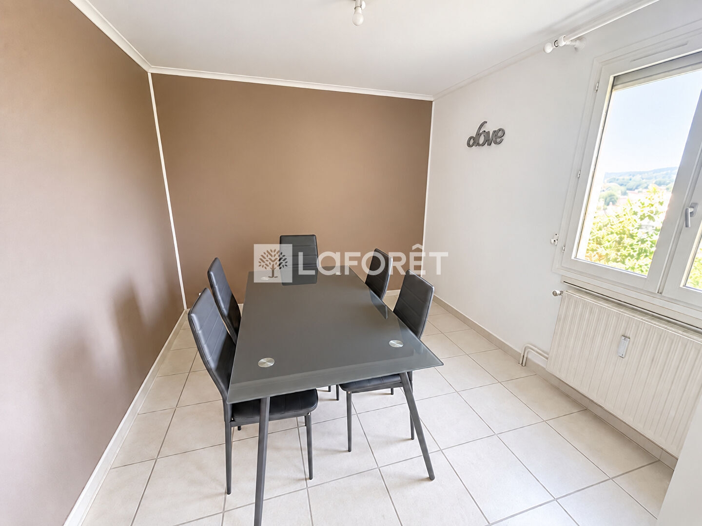 Appartement à vendre - 4 pièces - 76m2 - Bourg-En-Bresse (01000)