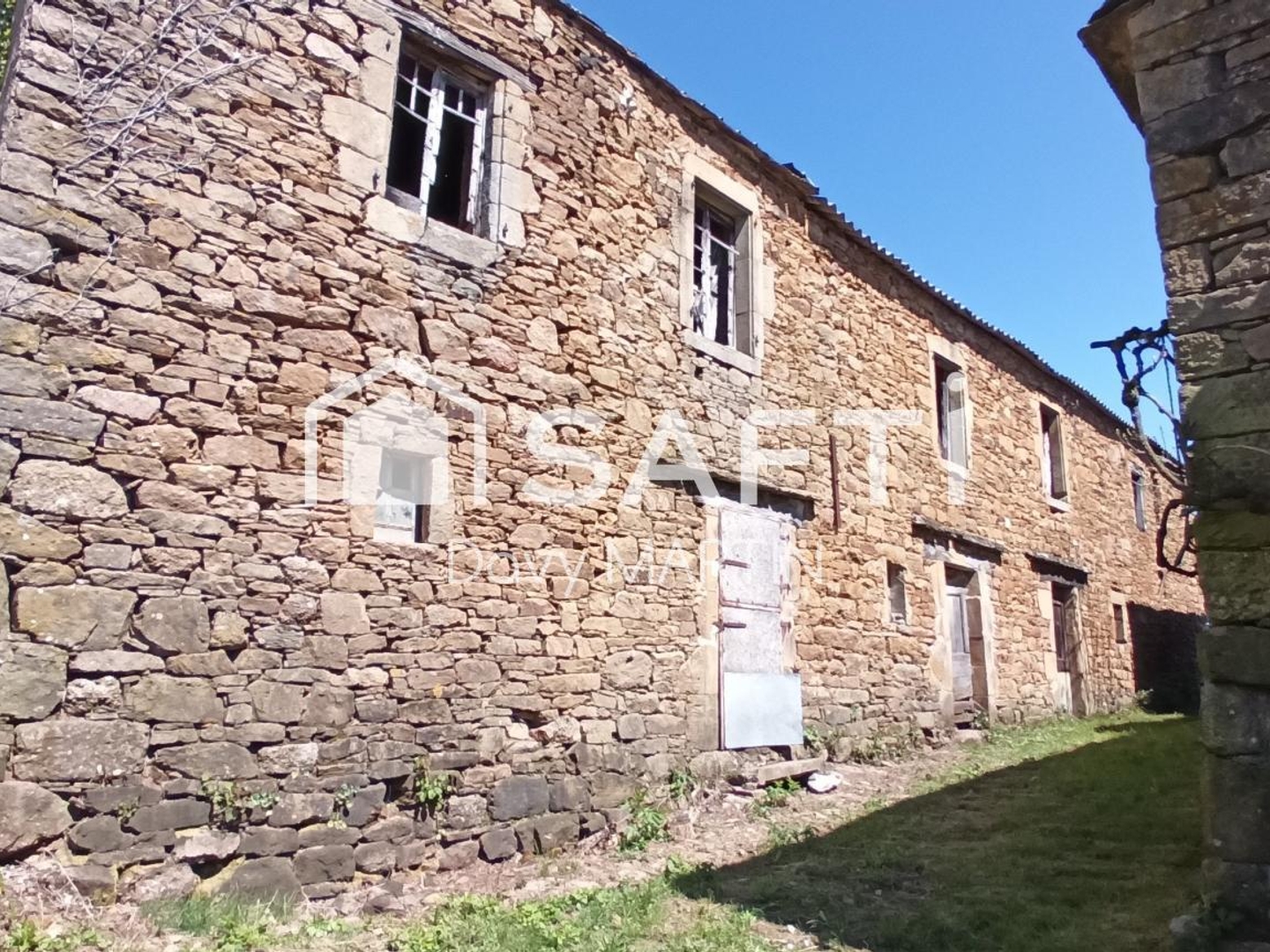 Maison à vendre - 4 pièces - 87m2 - Brousse-Le-Château (12480)