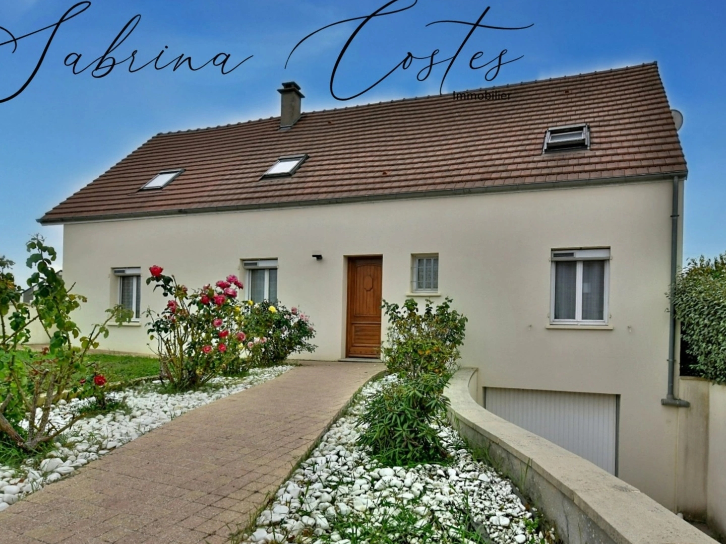 🏡✨ À SAINT-JUST : le confort d'une maison familiale... avec une vraie vie de plain-pied ! ✨🏡