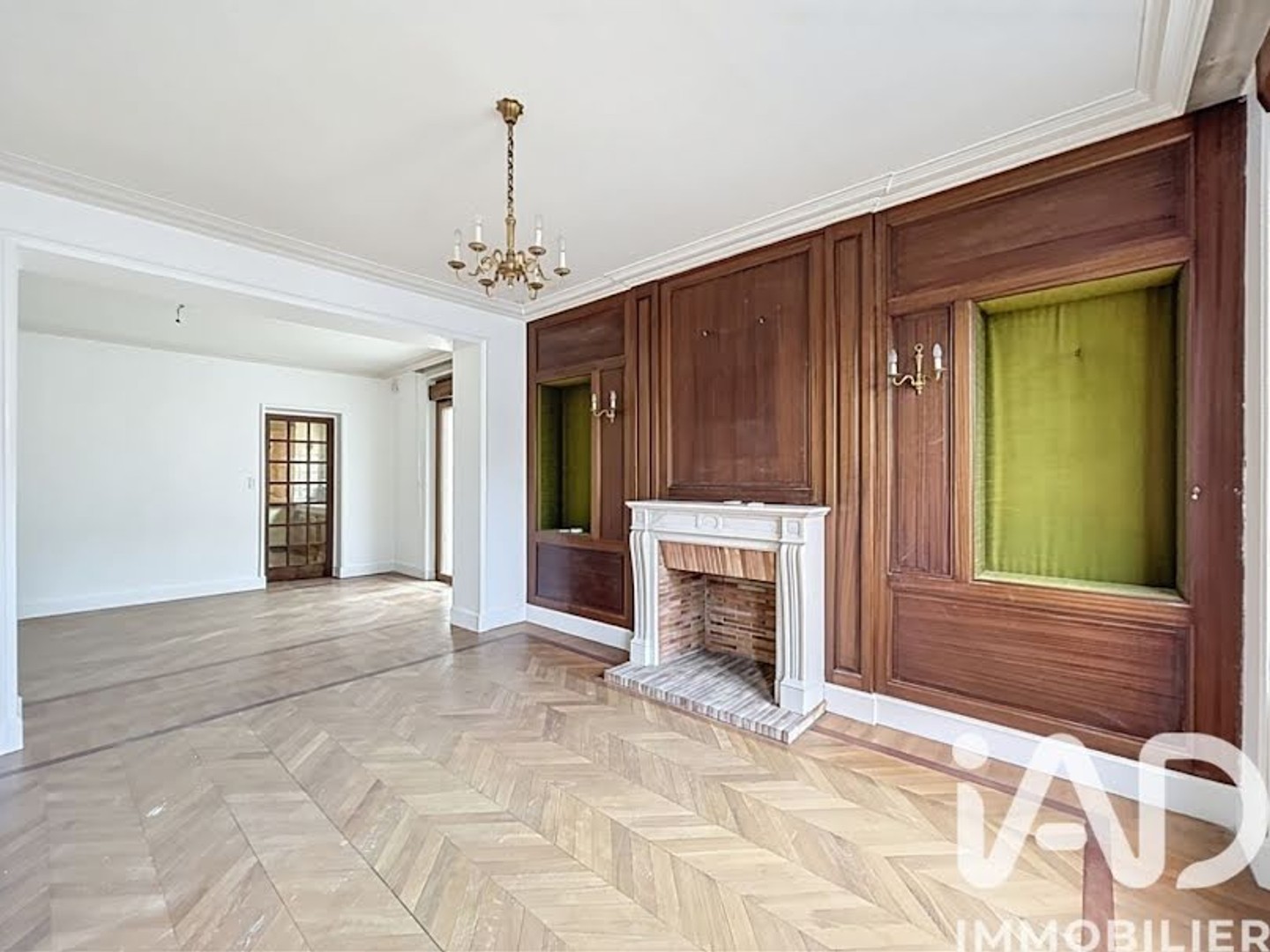 Maison 7 pièces 245 m²
