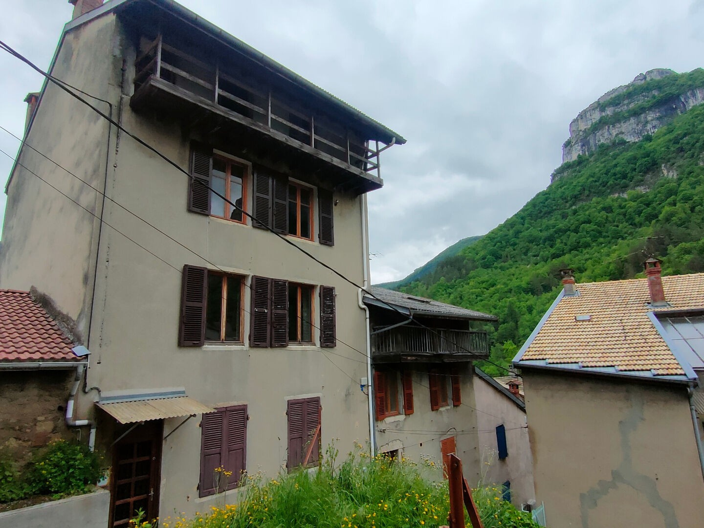 Maison mitoyenne 8 pièces