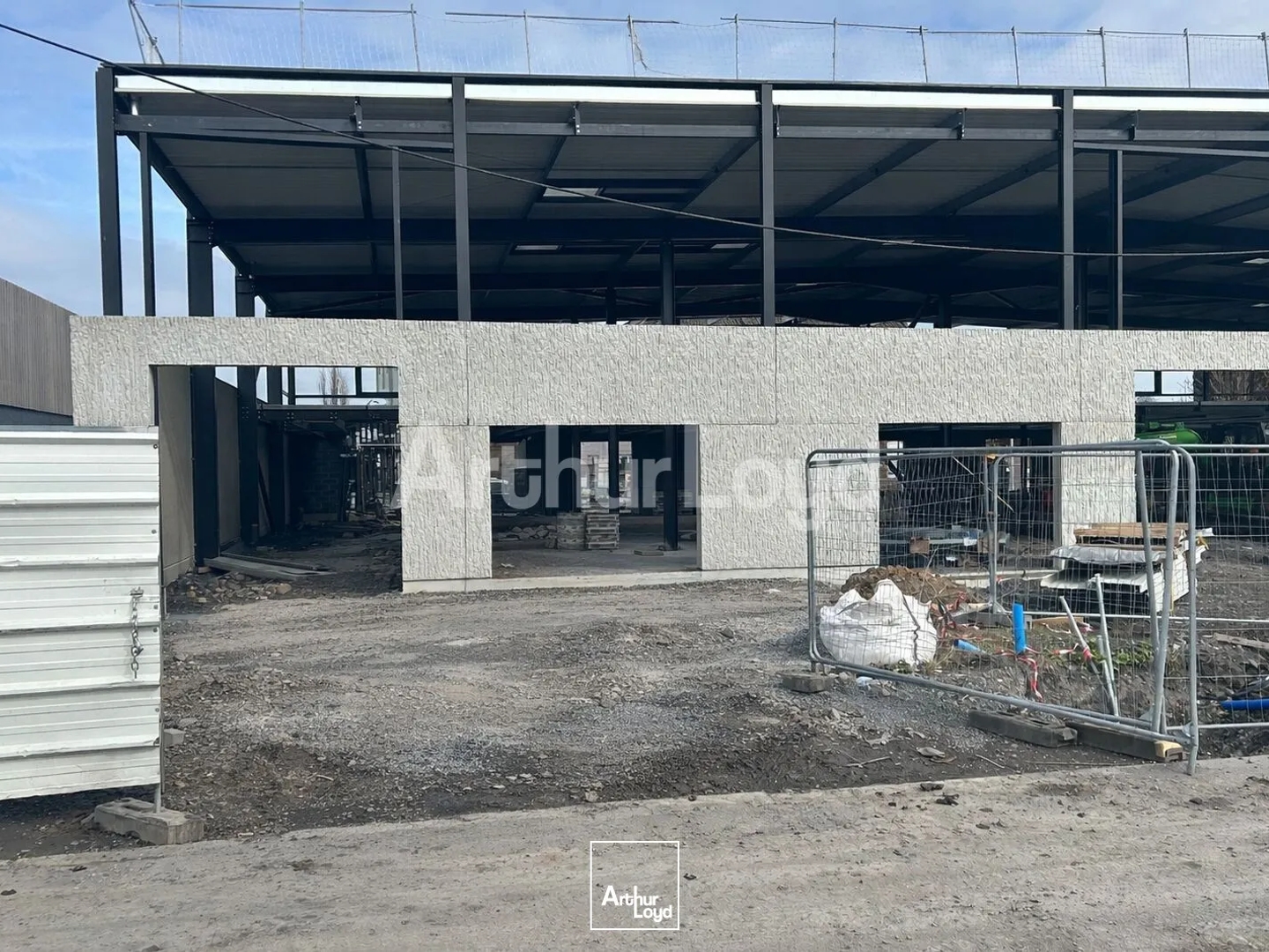 Locaux à vendre - 921m2 - La Madeleine (59110)