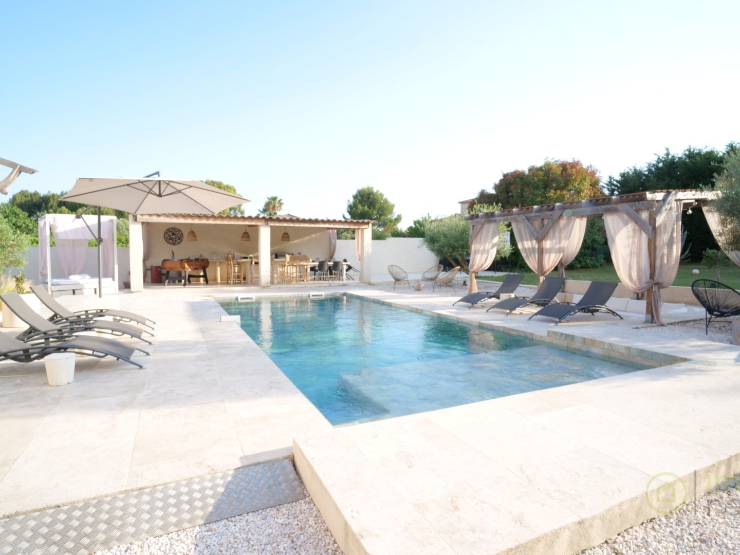 Maison à vendre - 7 pièces - 216m2 - Plaissan (34230)