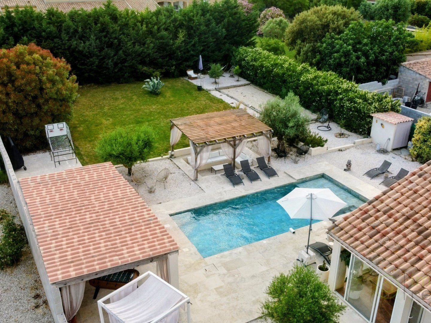 Maison à vendre - 7 pièces - 216m2 - Plaissan (34230)