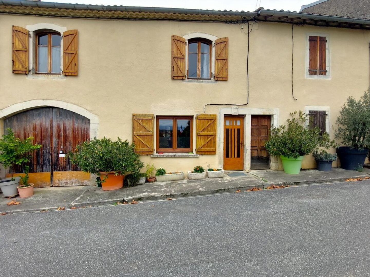 MAISON DE VILLAGE AVEC JARDIN PROCHE « SALIES DU SALAT »