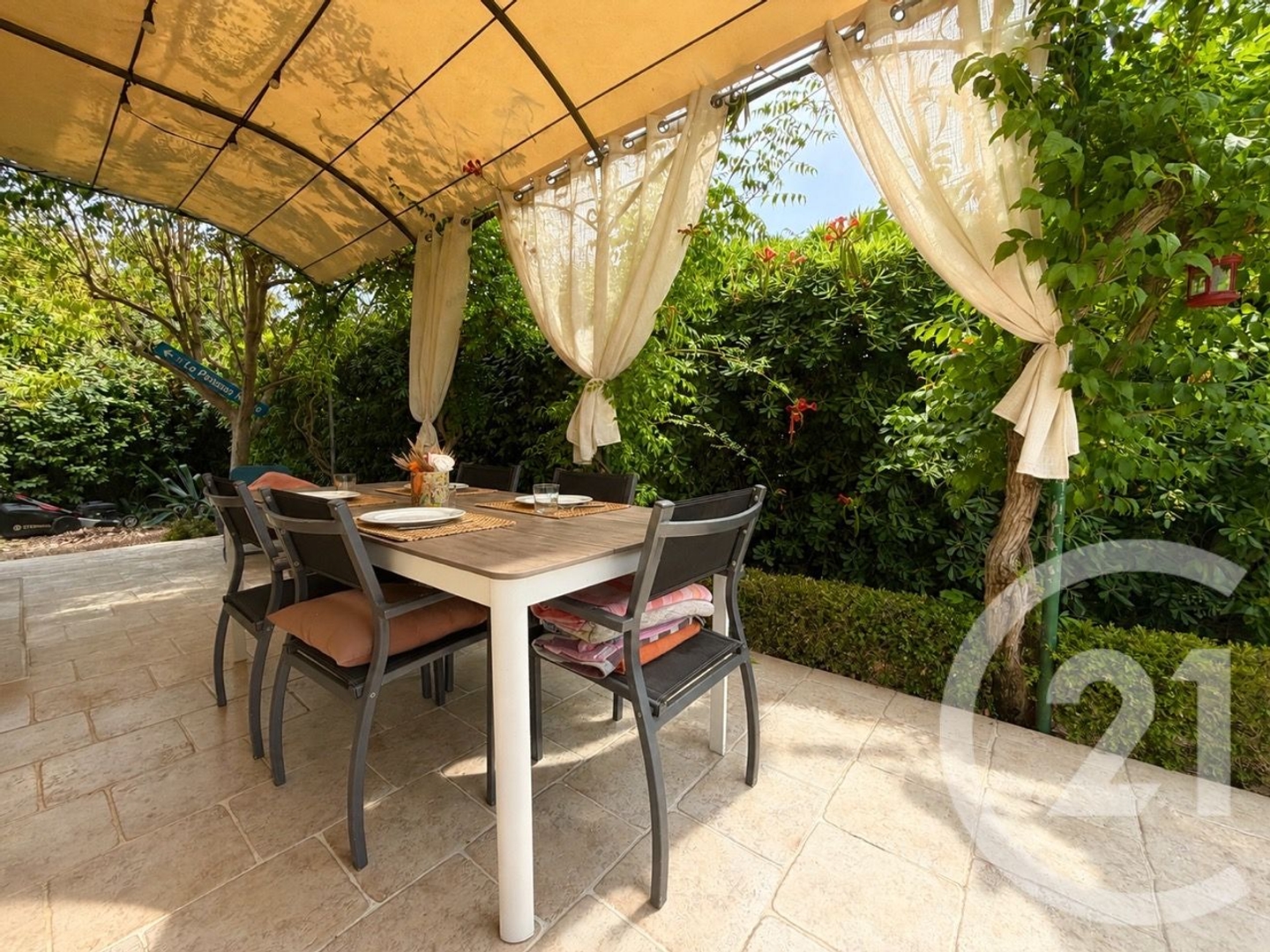 Maison à vendre - 5 pièces - 124m2 - Saint-Brès (34670)