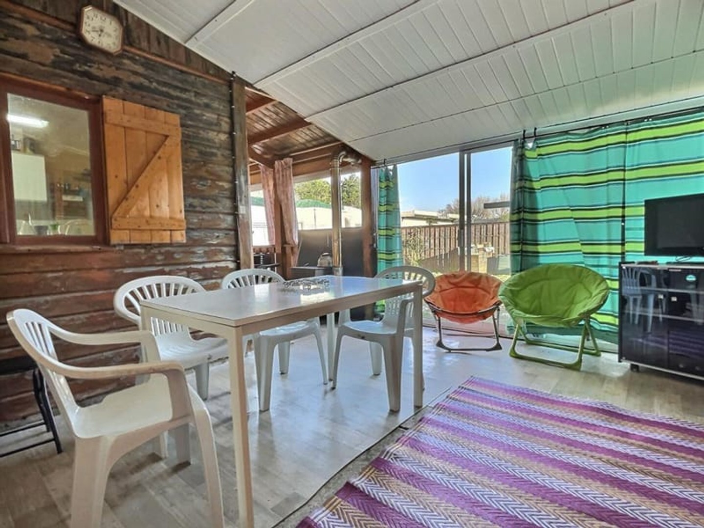 Locaux à vendre - 4 pièces - 318m2 - Saint-Pierre-D'ol... (17310)