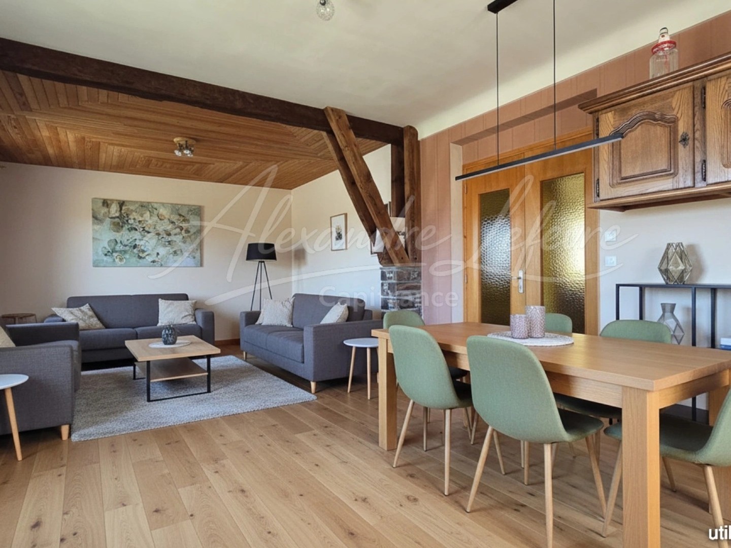 Maison 6 pièces 250 m²