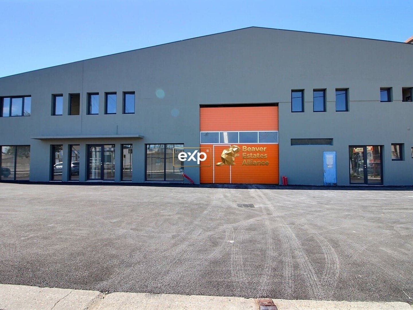 Parking / garage / box à vendre - 18m2 - Orange (84100)