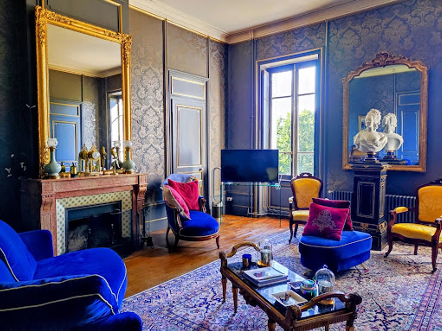 Maison à vendre - 1300m2 - Pont-D'ain (01160)