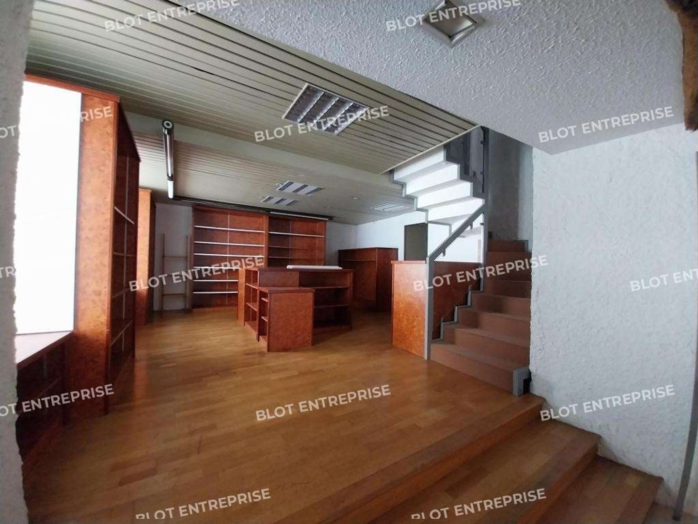 À VENDRE - IMMEUBLE COMMERCIAL 255 m² - PONTIVY