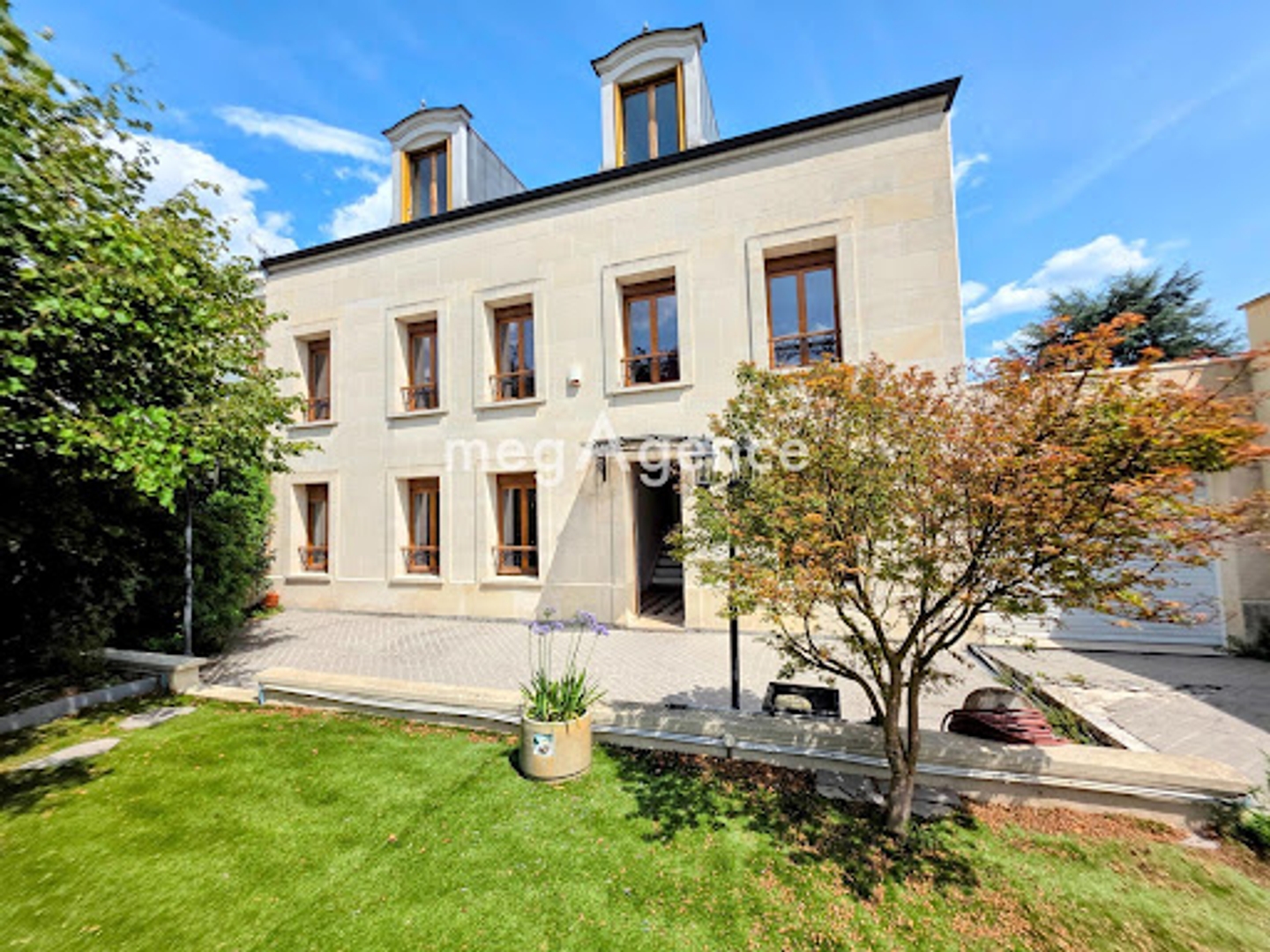 Maison 7 pièces 190 m²