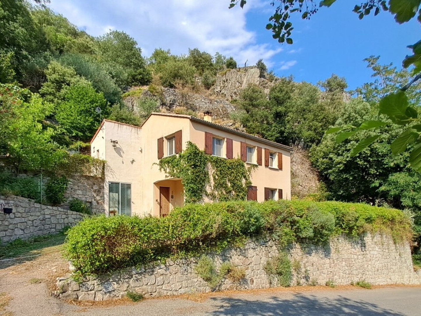 Maison à vendre - 5 pièces - 108m2 - Pied-De-Borne (48800)