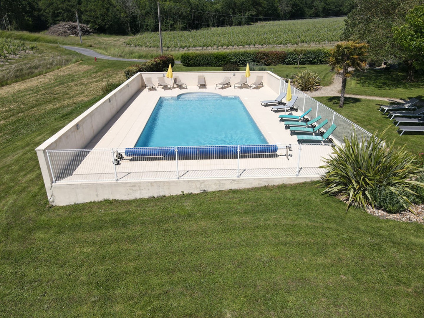 Immeuble à vendre - 286m2 - Mirambeau (17150)