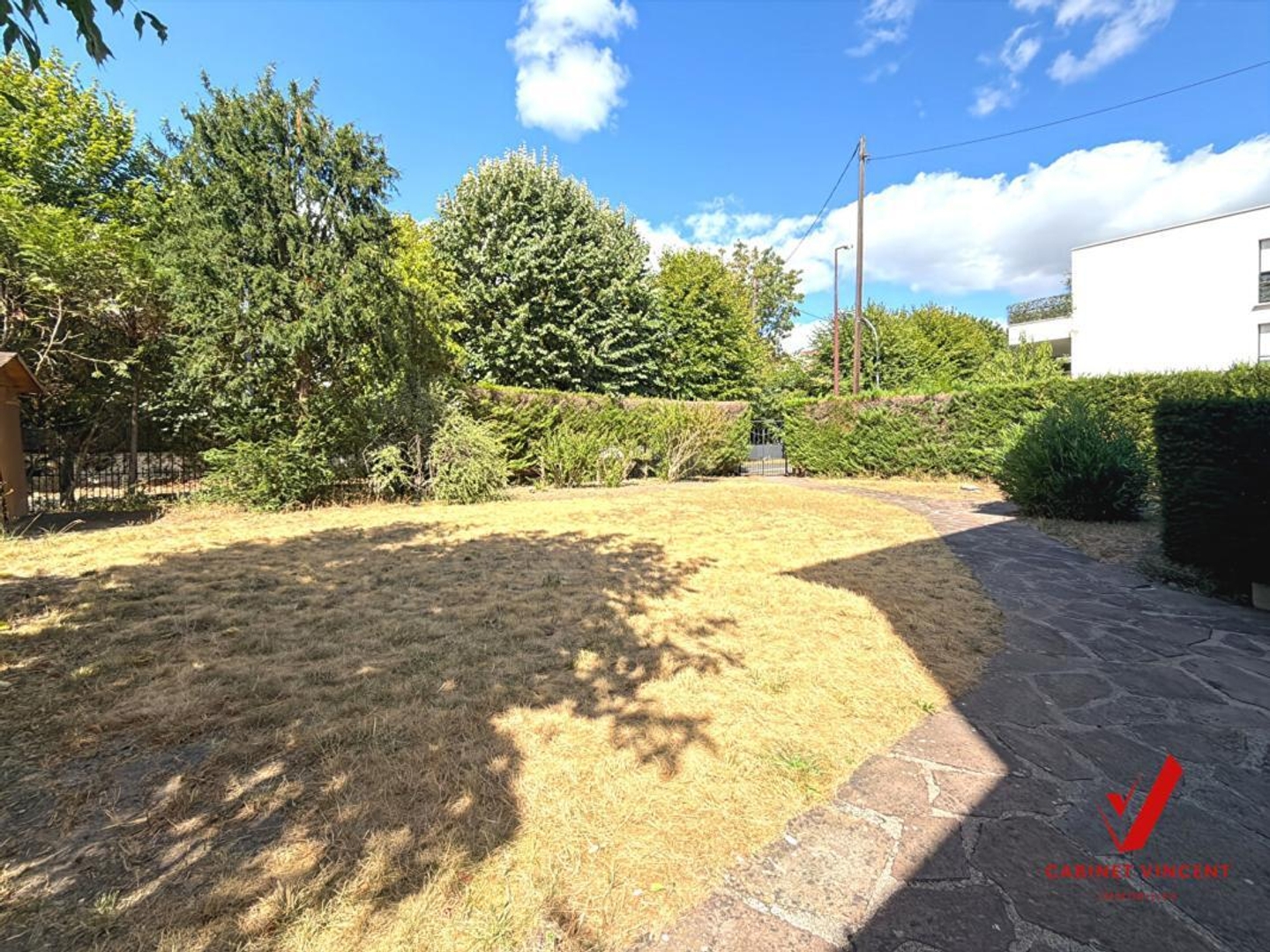Vends demeure - 161 m² - 8 pièces, 5 chambres - Colombes 92700