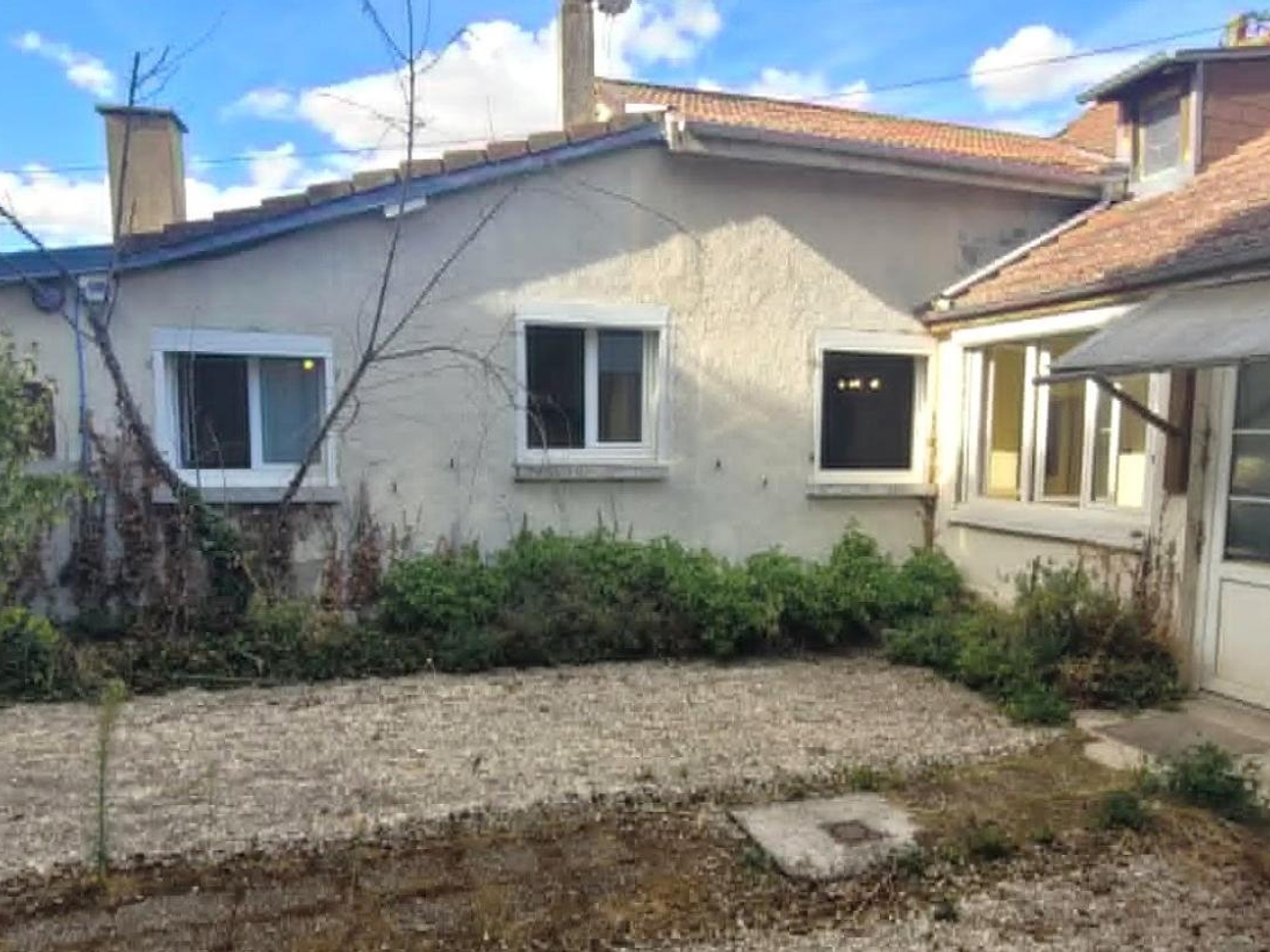 Maison à vendre - 7 pièces - 116m2 - Arcis-Sur-Aube (10700)