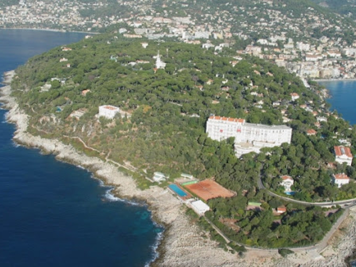 Maison 13 pièces 1100 m²