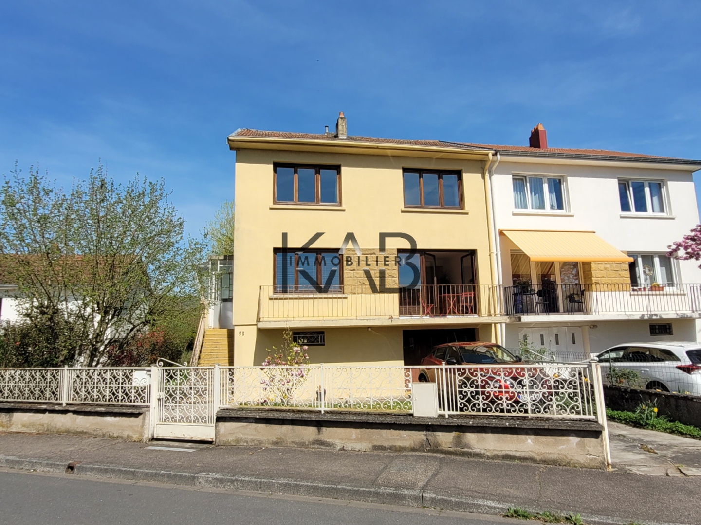 MOULINS LES METZ : Maison mitoyenne d'un coté | 6 pièces | 107m2